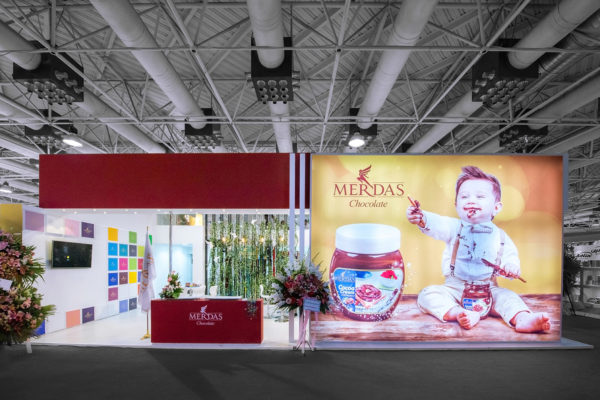 Merdas Booth