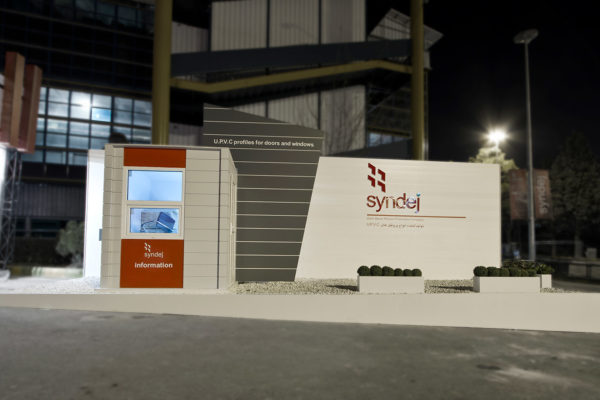 
                                         Syndej Booth