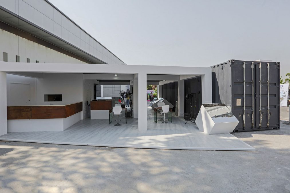 کاشی ویسنته Booth