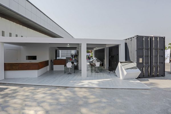 کاشی ویسنته Booth